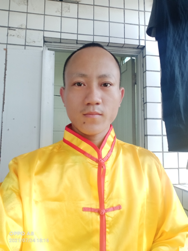 宋福军的第一张照片--五华认干亲服务网